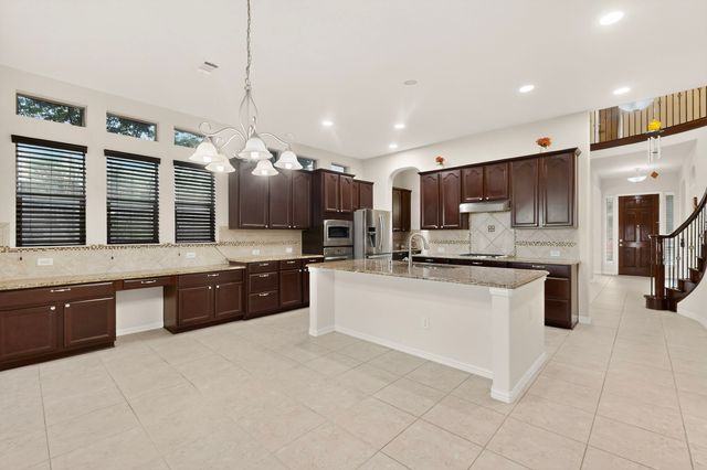 2440 Lismore Lane, Irving, TX 75063