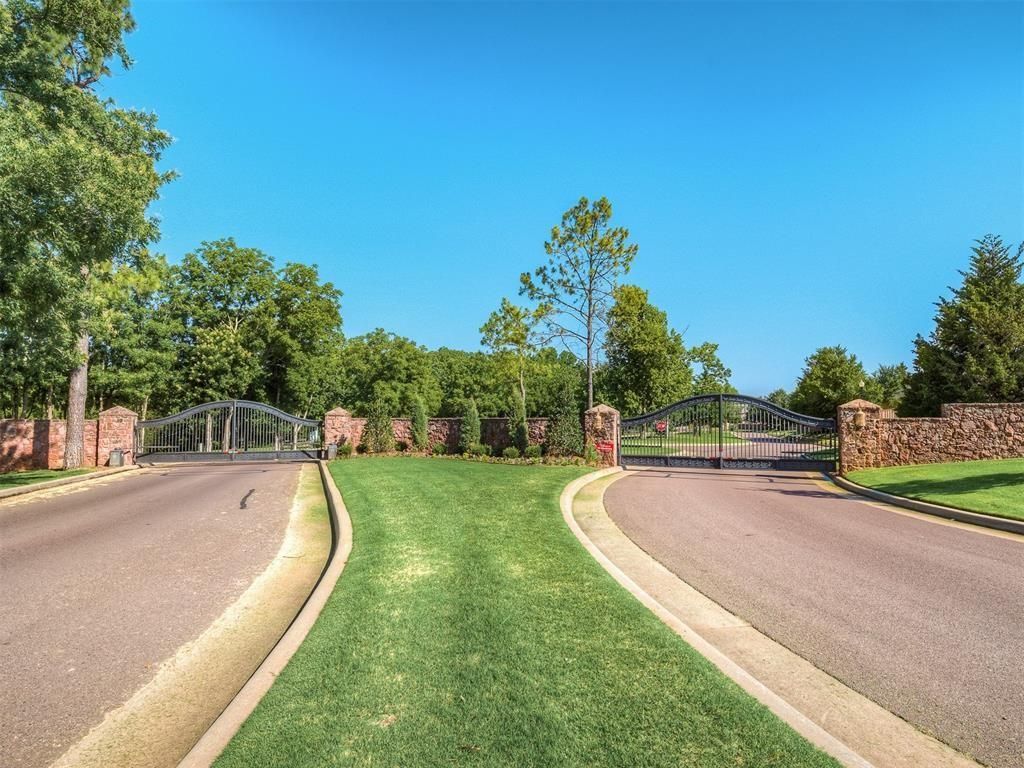 2708 Tanager Drive, Edmond, OK 73012