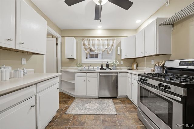 33 Wellington Road, Buffalo, NY 14216