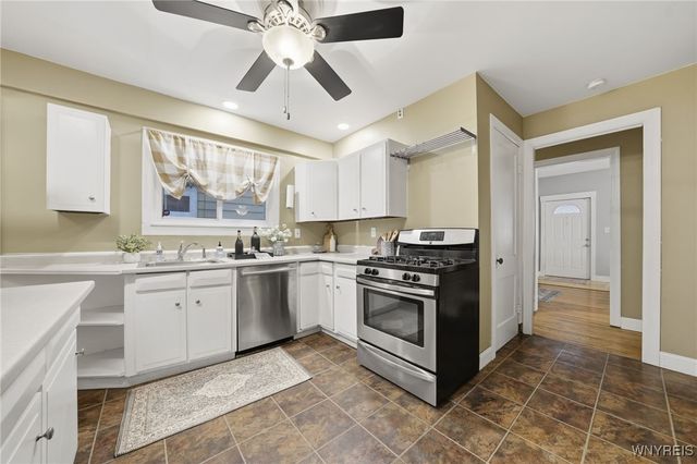 33 Wellington Road, Buffalo, NY 14216