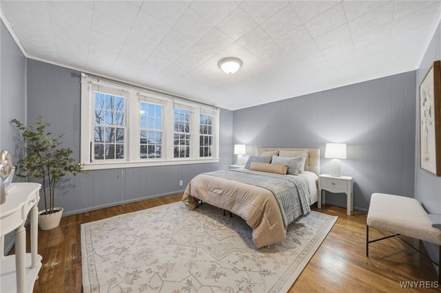 33 Wellington Road, Buffalo, NY 14216