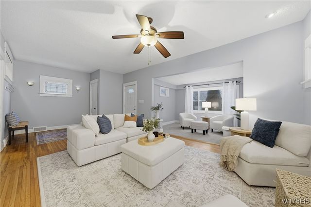 33 Wellington Road, Buffalo, NY 14216