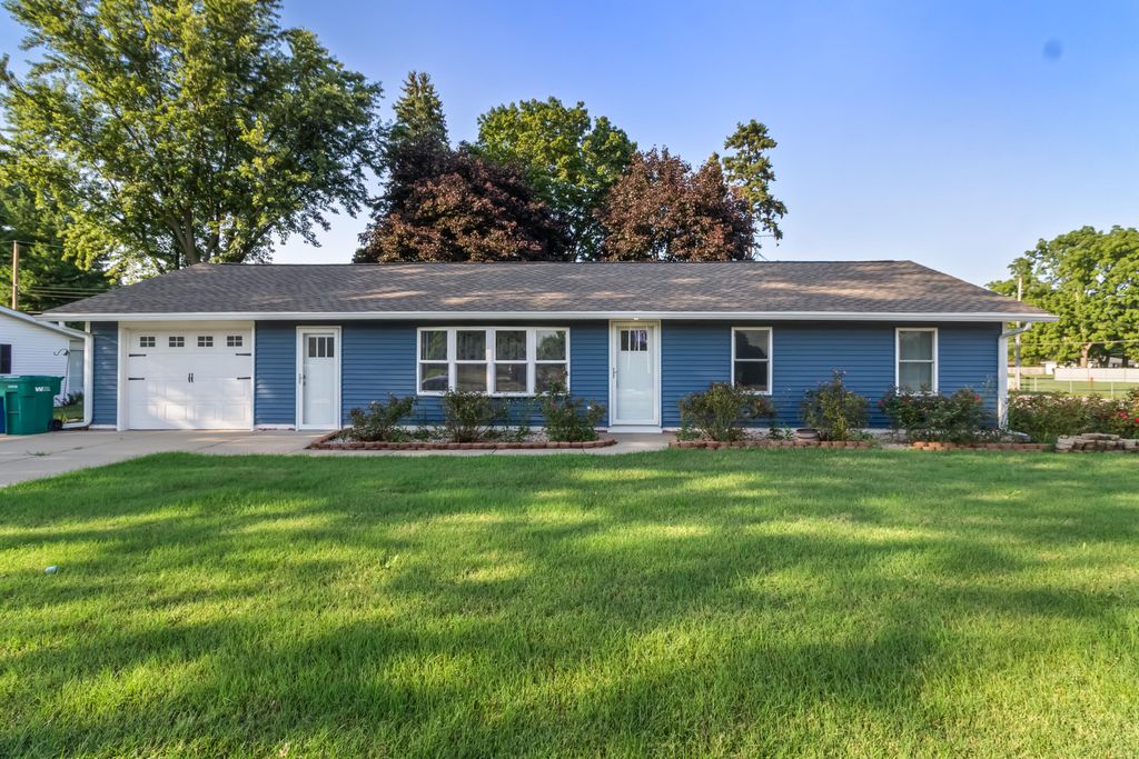 3111 Monroe Street, La Porte, IN 46350