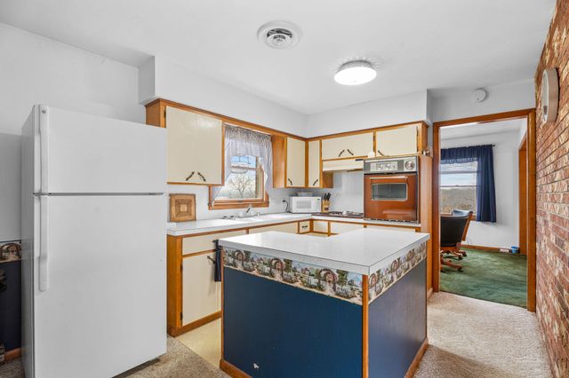 21380 Access Road, Shell Knob, MO 65747