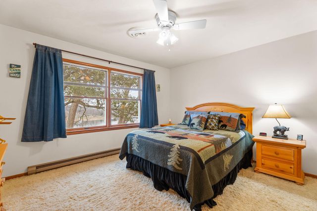 21380 Access Road, Shell Knob, MO 65747