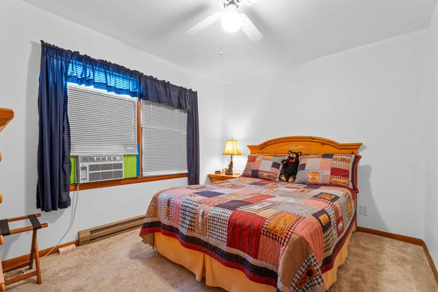 21380 Access Road, Shell Knob, MO 65747