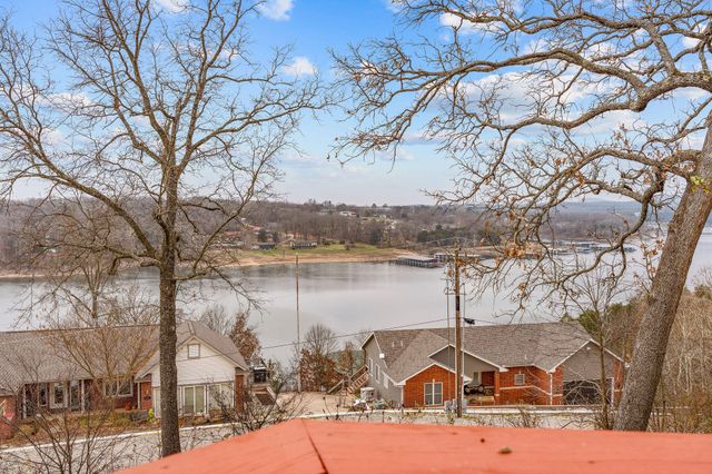 21380 Access Road, Shell Knob, MO 65747