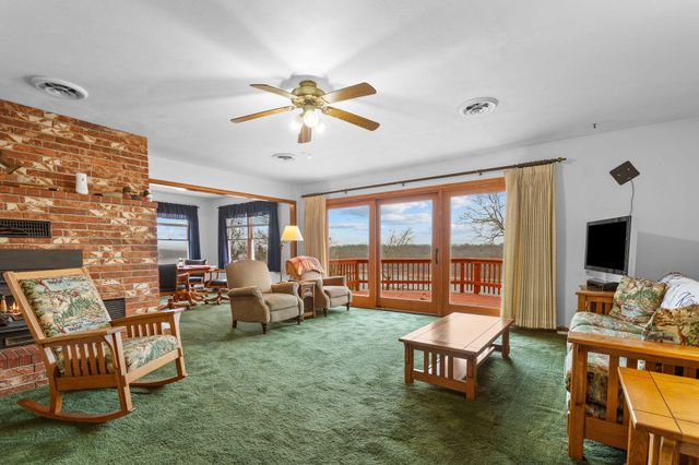 21380 Access Road, Shell Knob, MO 65747