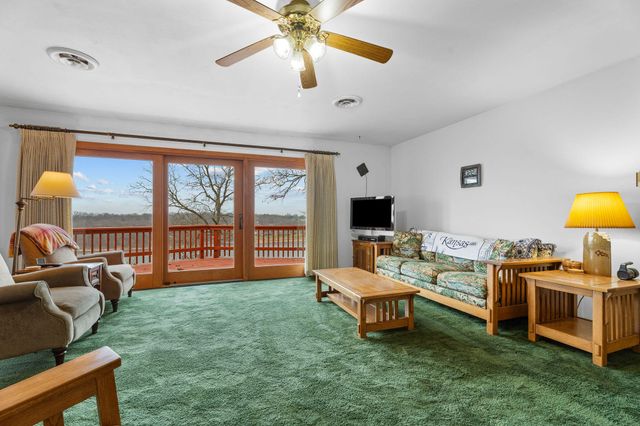 21380 Access Road, Shell Knob, MO 65747