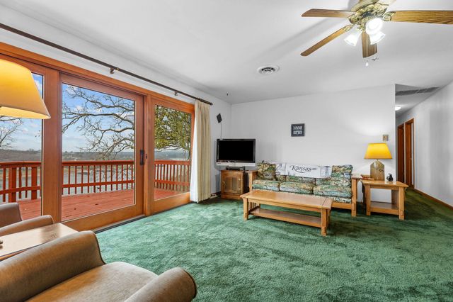 21380 Access Road, Shell Knob, MO 65747