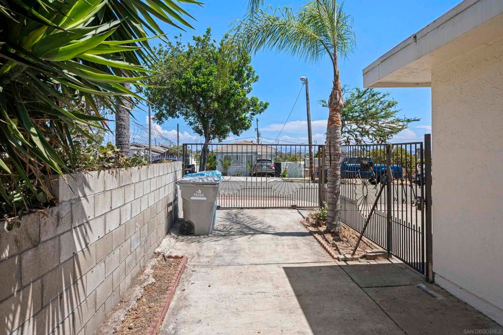636 Raven St, San Diego, CA 92102 — photo 5