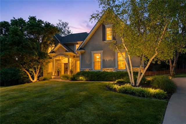 14601 Carter Street, Overland Park, KS 66221