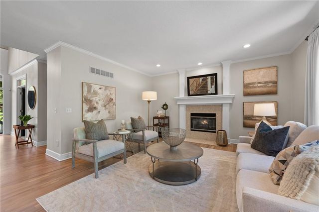 14601 Carter Street, Overland Park, KS 66221
