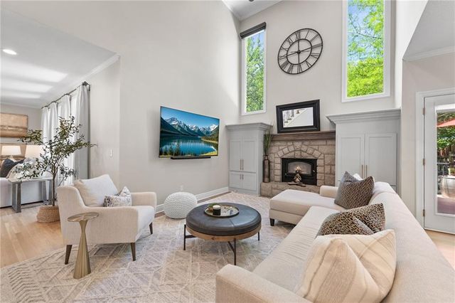 14601 Carter Street, Overland Park, KS 66221