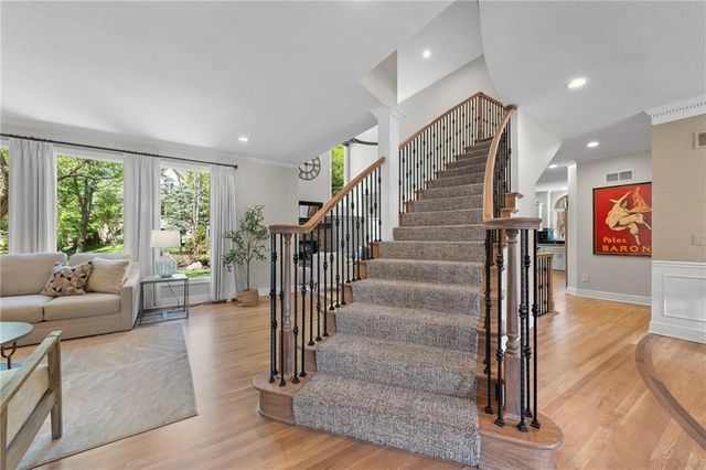 14601 Carter Street, Overland Park, KS 66221