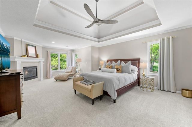14601 Carter Street, Overland Park, KS 66221