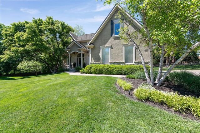 14601 Carter Street, Overland Park, KS 66221