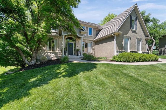 14601 Carter Street, Overland Park, KS 66221