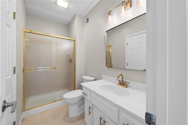 14601 Carter Street, Overland Park, KS 66221