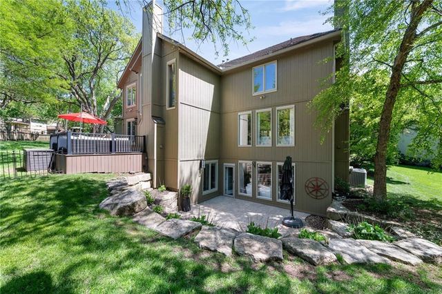 14601 Carter Street, Overland Park, KS 66221