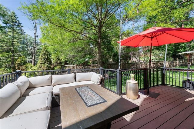 14601 Carter Street, Overland Park, KS 66221