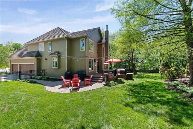 14601 Carter Street, Overland Park, KS 66221