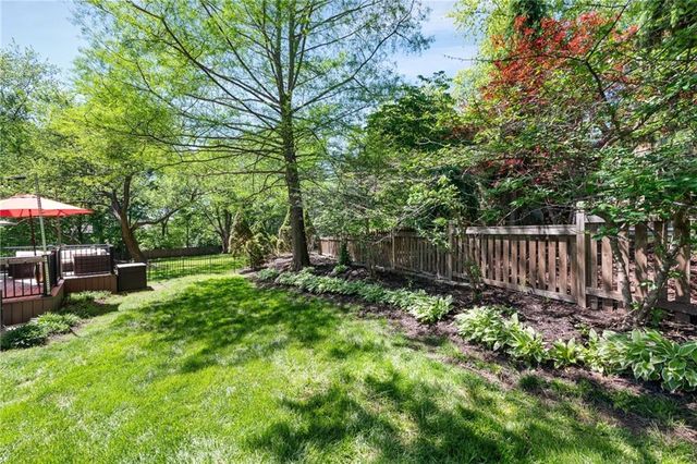 14601 Carter Street, Overland Park, KS 66221