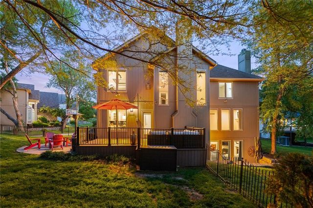 14601 Carter Street, Overland Park, KS 66221