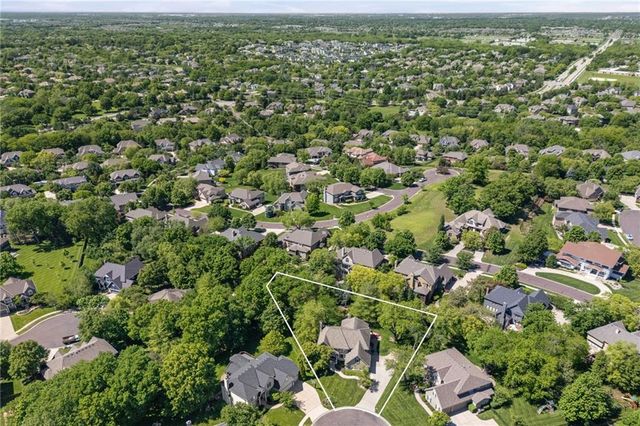 14601 Carter Street, Overland Park, KS 66221
