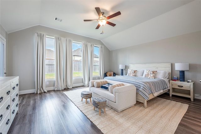 4819 Wagtail Way Lane, League City, TX 77573