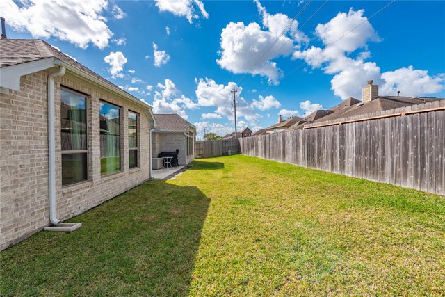 4819 Wagtail Way Lane, League City, TX 77573