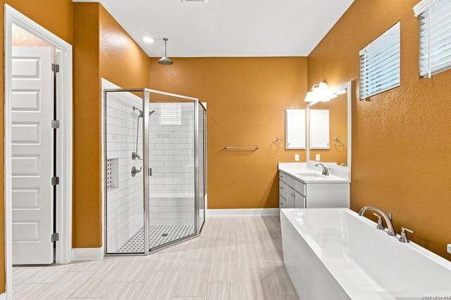 1070 Aidenbaum, San Antonio, TX 78260