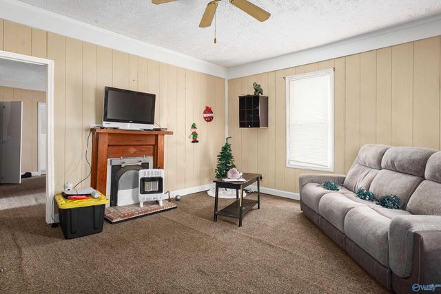 1001 Sterling Blvd, Sheffield, AL 35660