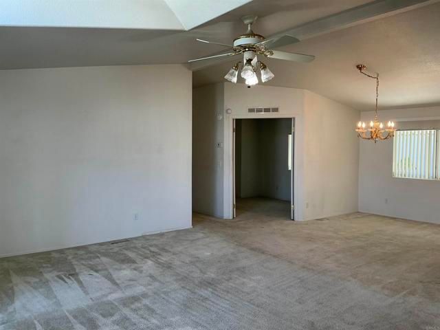 525 W El Norte Pkwy 127, Escondido, CA 92026