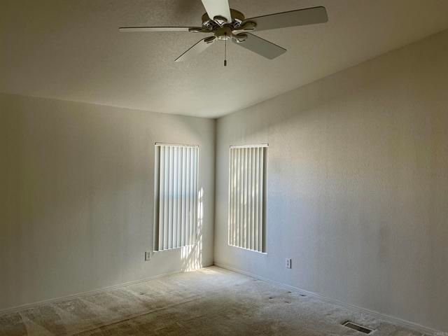 525 W El Norte Pkwy 127, Escondido, CA 92026