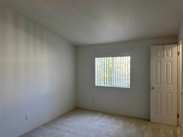 525 W El Norte Pkwy 127, Escondido, CA 92026