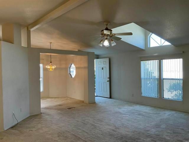 525 W El Norte Pkwy 127, Escondido, CA 92026