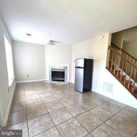940 NEWINGTON CT, Capitol Heights, MD 20743
