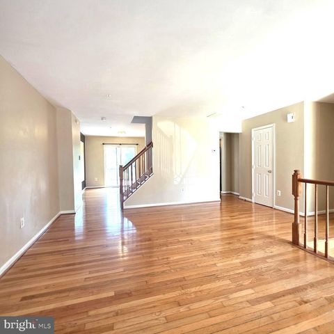 940 NEWINGTON CT, Capitol Heights, MD 20743