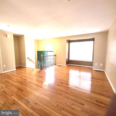940 NEWINGTON CT, Capitol Heights, MD 20743