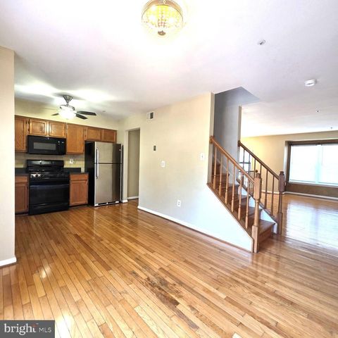 940 NEWINGTON CT, Capitol Heights, MD 20743