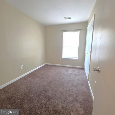 940 NEWINGTON CT, Capitol Heights, MD 20743