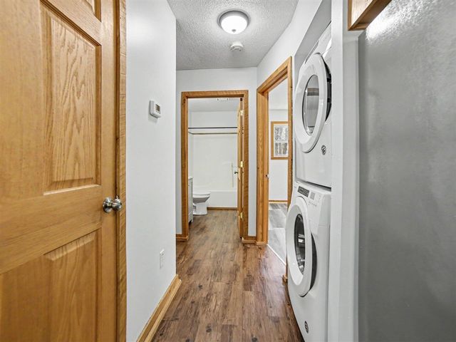 5957 W Ede Street, Pentwater, MI 49449