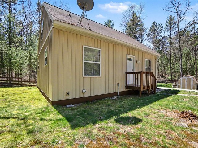 5957 W Ede Street, Pentwater, MI 49449
