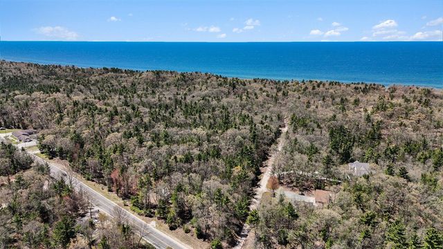 5957 W Ede Street, Pentwater, MI 49449