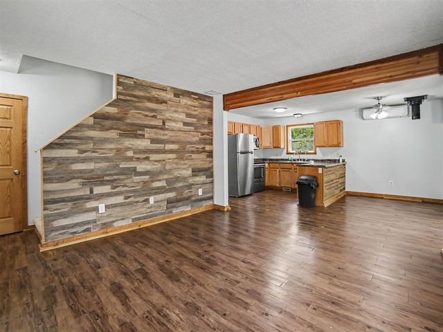 5957 W Ede Street, Pentwater, MI 49449