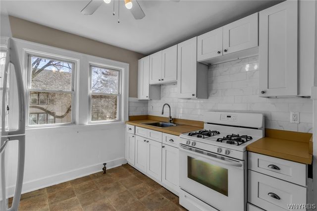 1088 Parkside Avenue, Buffalo, NY 14214