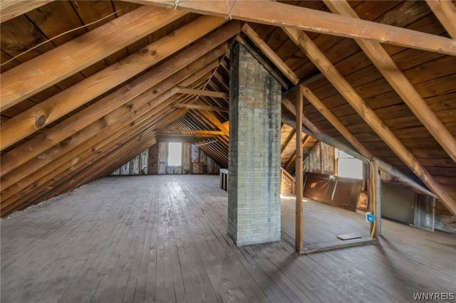 1088 Parkside Avenue, Buffalo, NY 14214