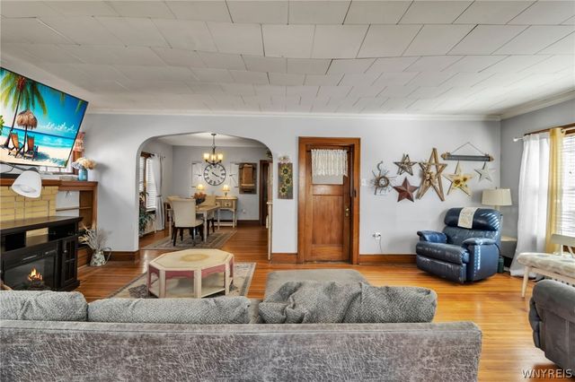 1088 Parkside Avenue, Buffalo, NY 14214