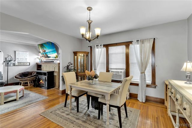 1088 Parkside Avenue, Buffalo, NY 14214